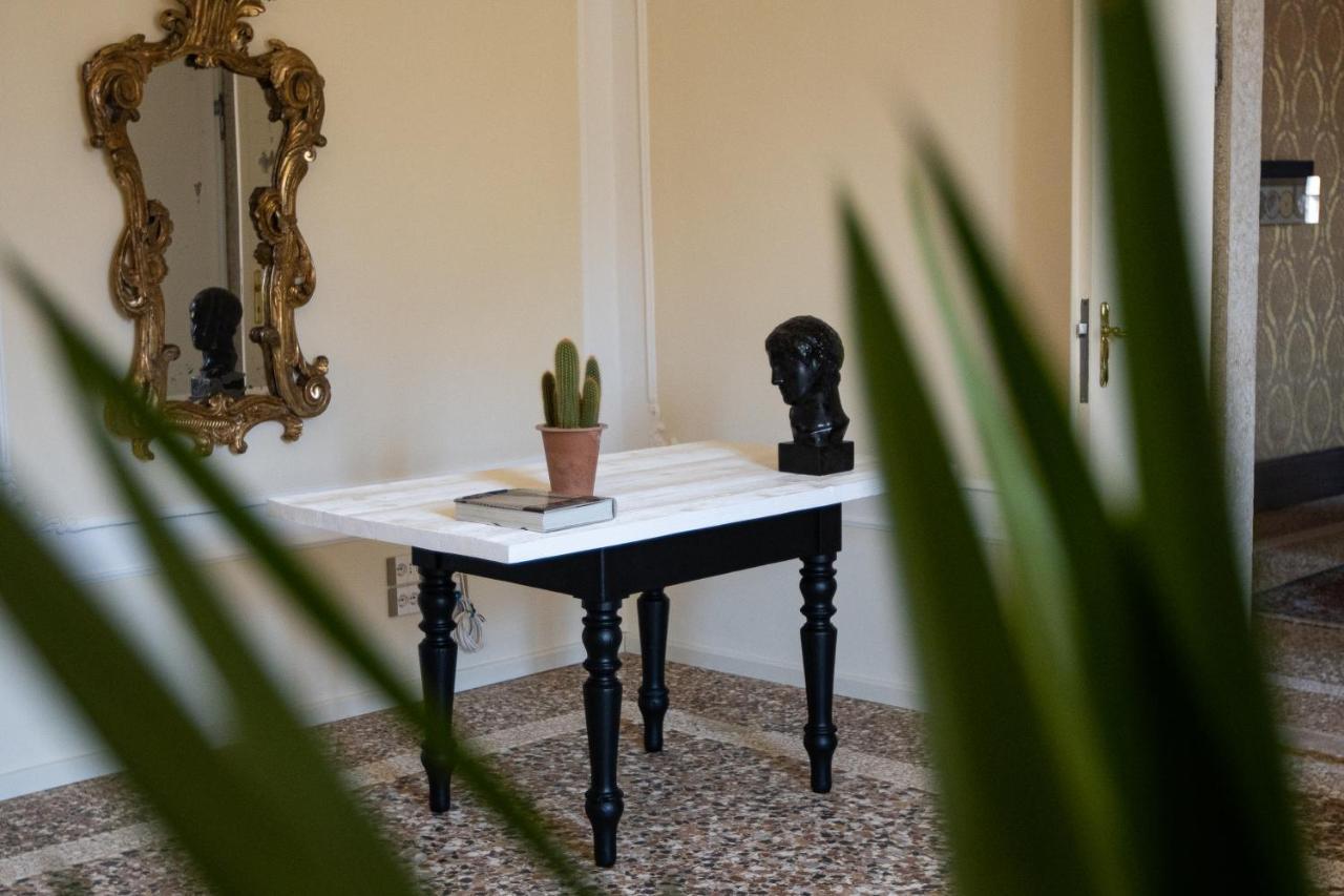 Villa Sizzo Relais B&B เตรนโต ภายนอก รูปภาพ